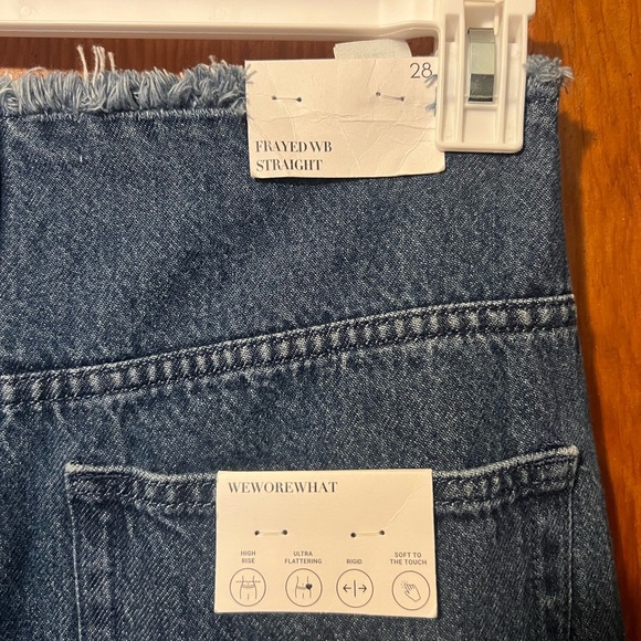 WeWoreWhat NWT Frayed WB Straight Jeans Color True Blue Size 28 - Picture 6 of 7